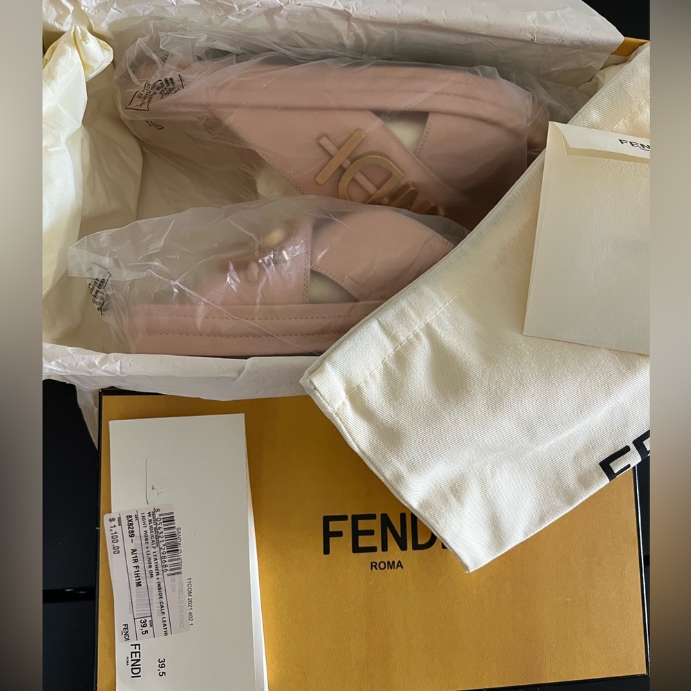 FENDI Vitello Fendigraphy Logo CrissCross Platform Slide Sandal Pink Gold Sz39.5 - Picture 8 of 11